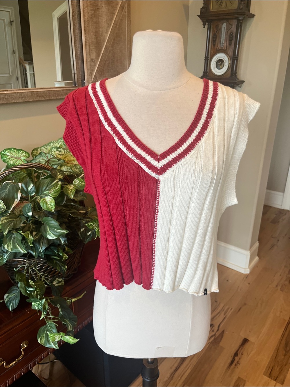 Hype & Vice Chloe Vest Cardinal Red & Cream V-Neck Ribbed Colorblock